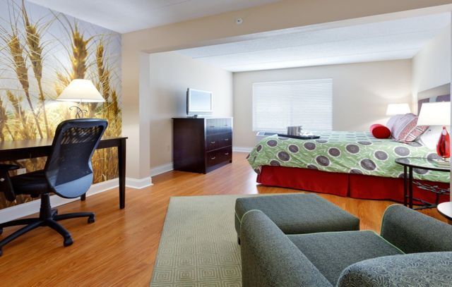 Hotel Trilogy Albany Airport, Tapestry Collection By Hilton Latham Exterior foto